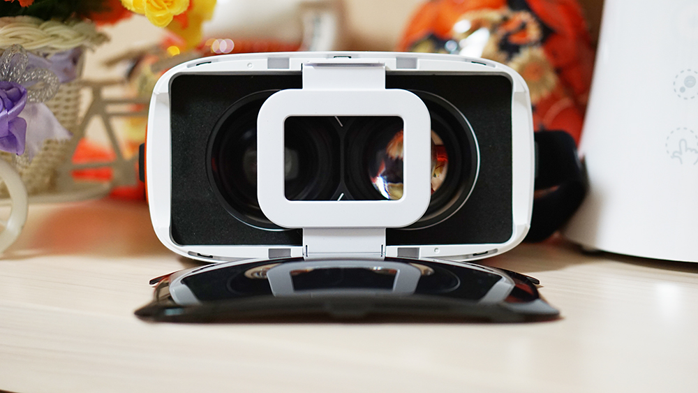 灵镜小白1代蓝牙手柄,覃川灵镜小白