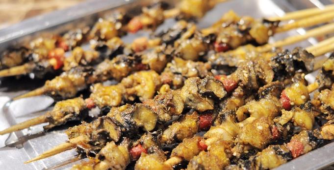 吐血编辑，三亚所有吃的都在这儿了，不吃也来瞧一瞧啦。