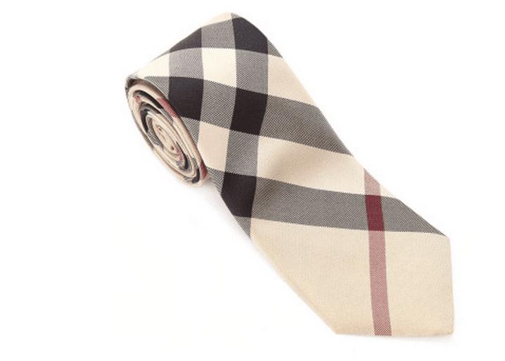 男生怎么穿休闲不尴尬,男人怎么穿好看