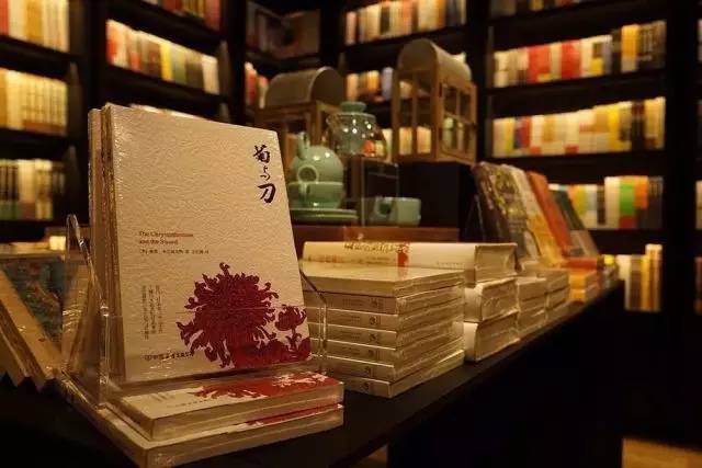 还在羡慕台湾诚品？咱西安也有24小时不打烊书店啦！