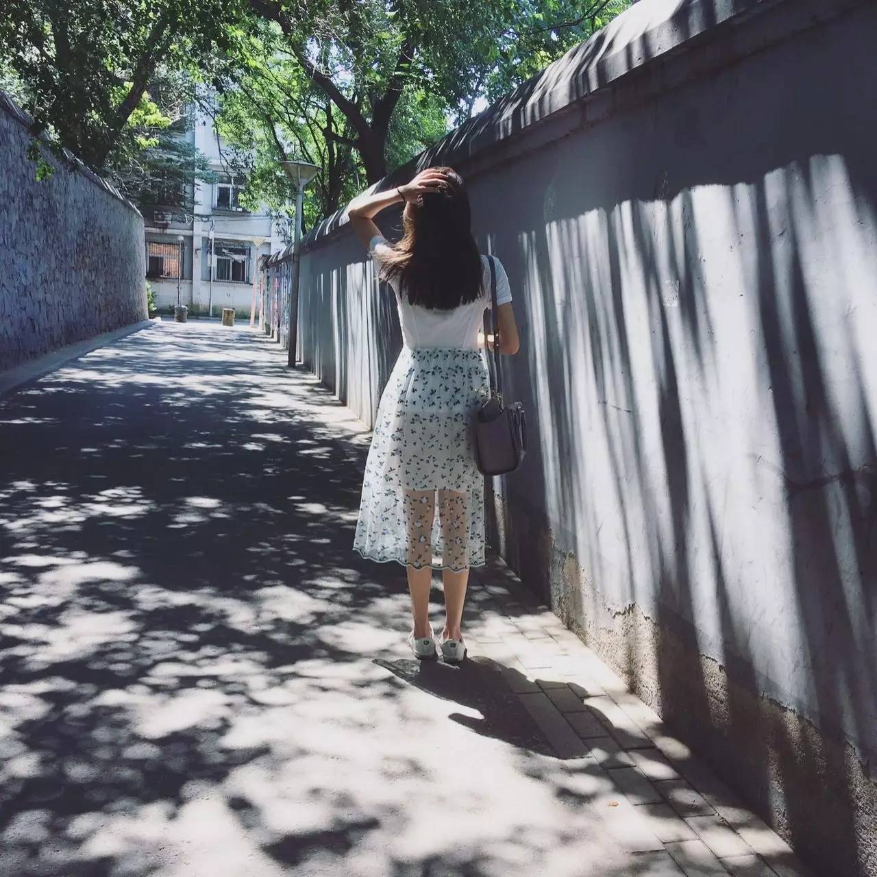 草绒连衣裙高档,小花裙连衣裙中长款