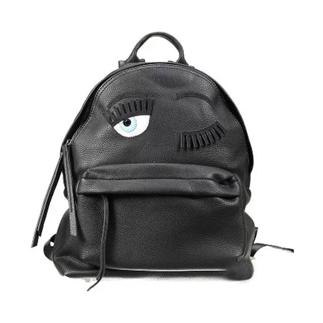 4款秋冬最in双肩包明星们都在背,今年最流行的一款双肩包