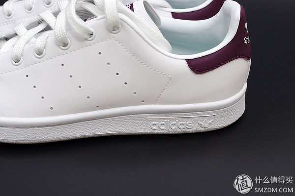 adidas小白鞋stansmith,断码品牌adidas运动鞋直播秒杀