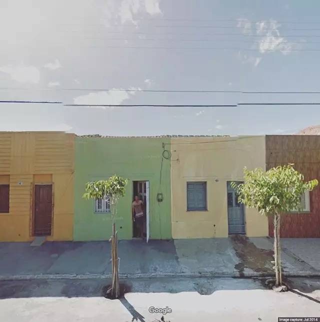 她宅在家里，却用27000张照片记录了与众不同的旅程