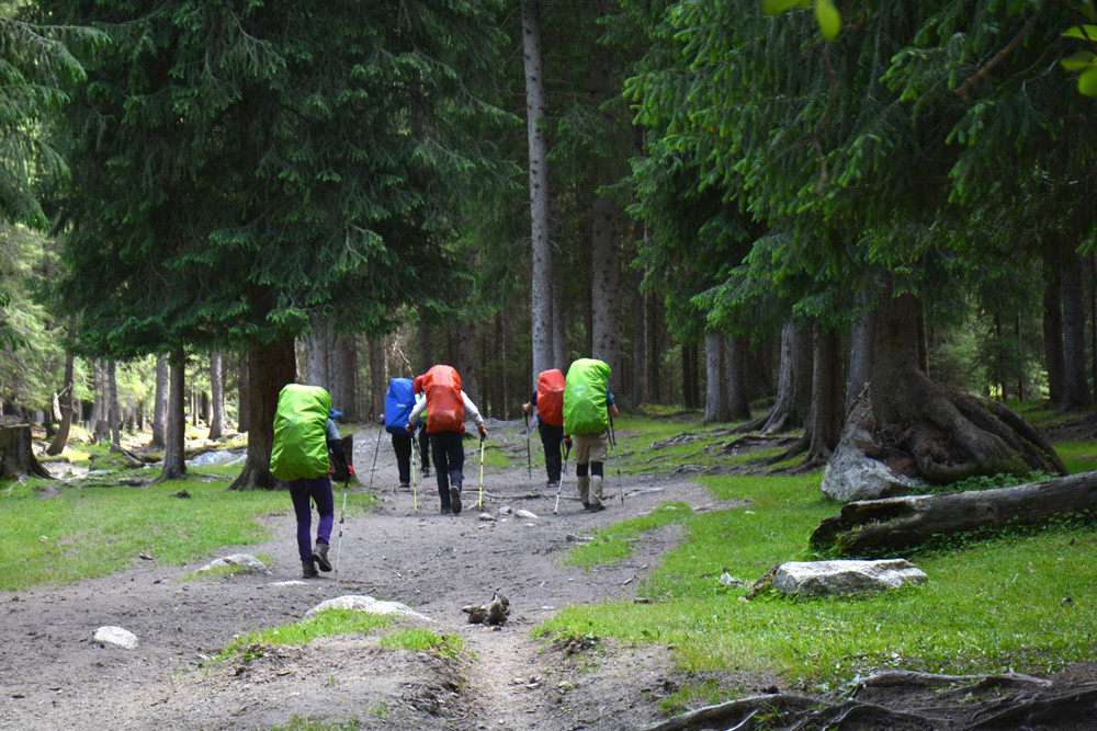 行者无疆-6月乌孙，漂洋过海为圣湖，翻山越岭因初心