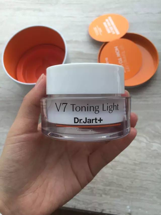 韩国进口素颜霜v7,珂莱欧素颜霜和v7素颜霜