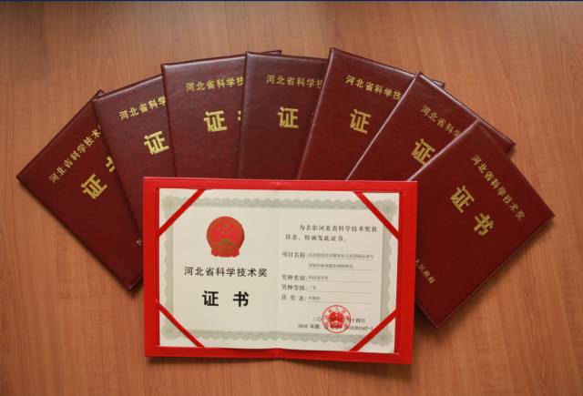 独辟新径创“浊毒”医精德高惠世人走进国医大师李佃贵