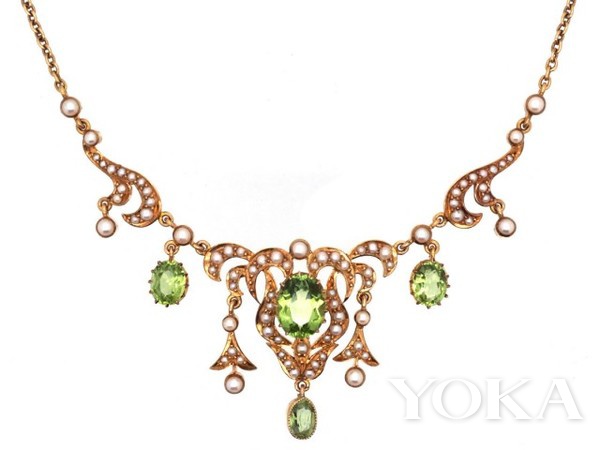 掐指一算:清新橄榄石俘获王室易“剁手”成性价比之王