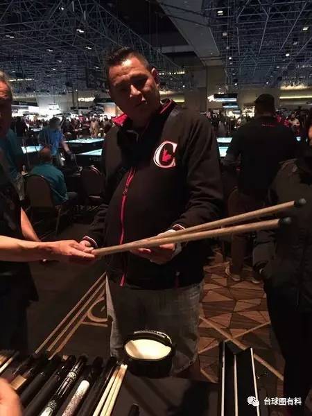 美国波茨,波茨杆展示