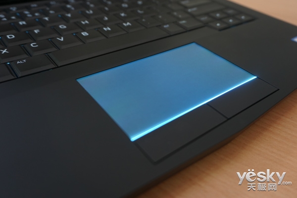 外星人游戏本alienware13,戴尔alienware13值得买吗