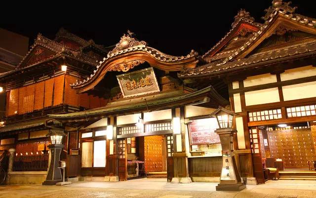 八月你好，我想去看看二次元的世界！