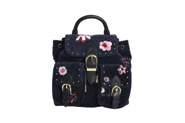 明星爱穿的洛杉矶潮牌,超模带货