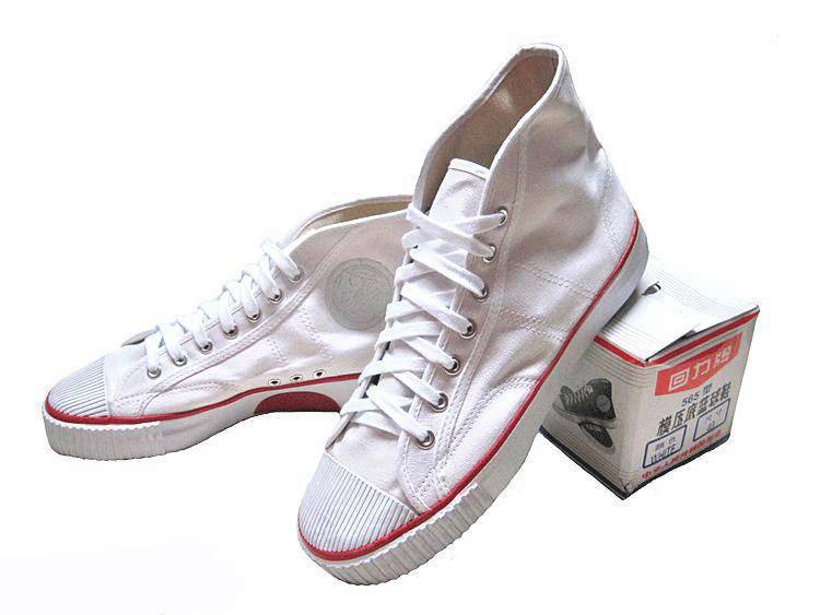 有没有像回力这样的国产衣服品牌,像回力但又不是回力的牌子有哪些