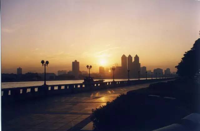 广州二沙岛海心沙公园,海心沙公园和二沙岛公园哪个好玩