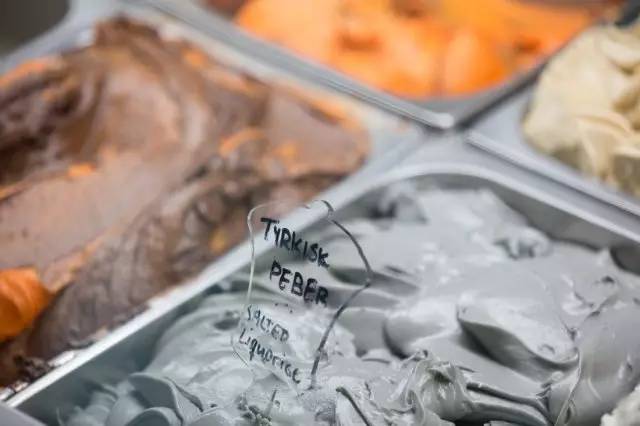 夏天必吃海盐绵绵冰甜品推荐,来冰岛一天吃什么