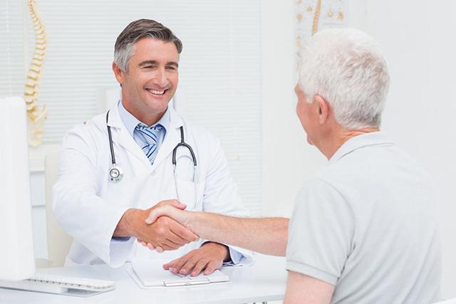 一个症状暗示你可能是尿毒症早期,尿毒症骨质疏松的症状怎么治疗好