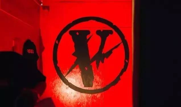 橙色大V+小闪电保你炸街没商量｜型不型