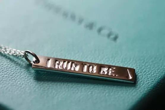 每个女孩都应该有一个tiffany,每个女人都想拥有一件蒂芙尼