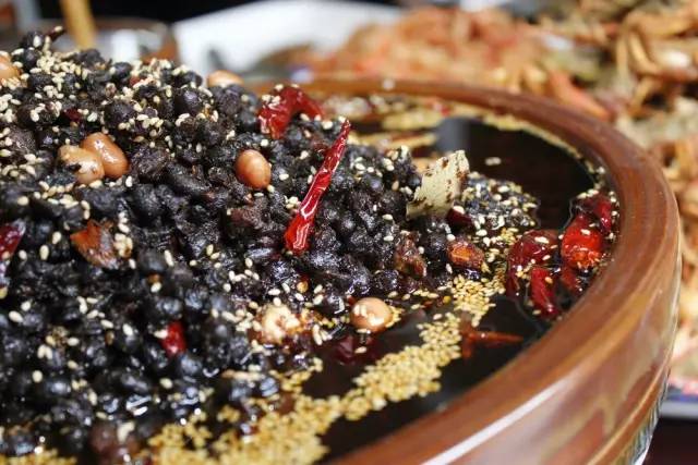 天气这么热都去哪玩,天气这么热去玩什么呢