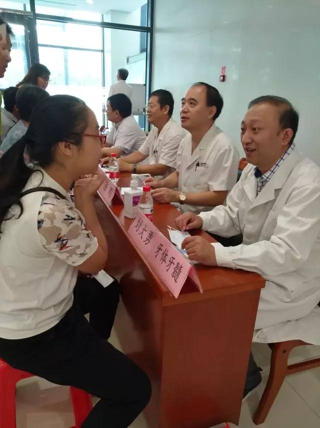 医院专家坐诊一览表,天津市总医院专家坐诊表