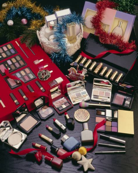 23吨假名牌化妆品,假冒化妆品害了多少人