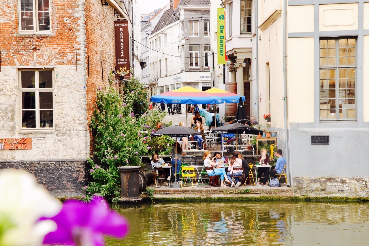 坐火车游欧洲视频,坐着火车游英国