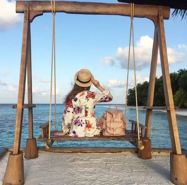 百搭双肩包推荐小众高级感,一款兼顾颜值与实用的双肩包