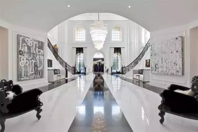 贝克汉姆穷到什么程度,贝克汉姆探访贫困家庭