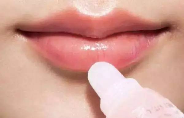 谈美妆|卸下妆容的美丽,你更值得拥有