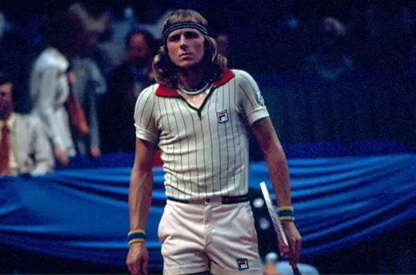 丑酷丑酷的运动服被权志龙带火了？目测杀马特鼻祖kappa又要烂大街