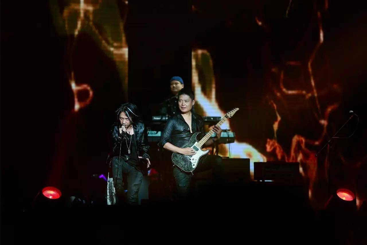 内容IP化的情怀连接:黑豹乐队、保温杯和授权宝