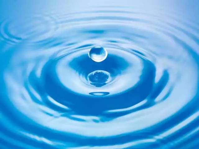 如何去选择一款好的卫生巾,女生多大用卫生巾合适