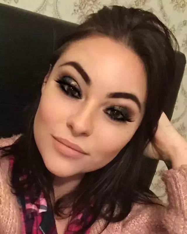 新西兰单亲妈妈6个月减重70斤，战胜忧郁症，还创立了自己的品牌