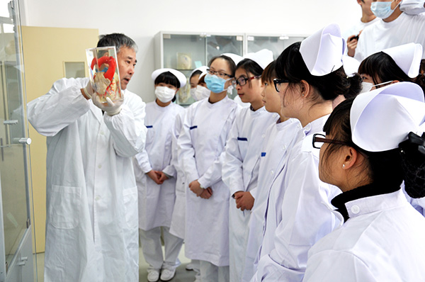 10位教师获评全国教书育人楷模,教书育人楷模老师