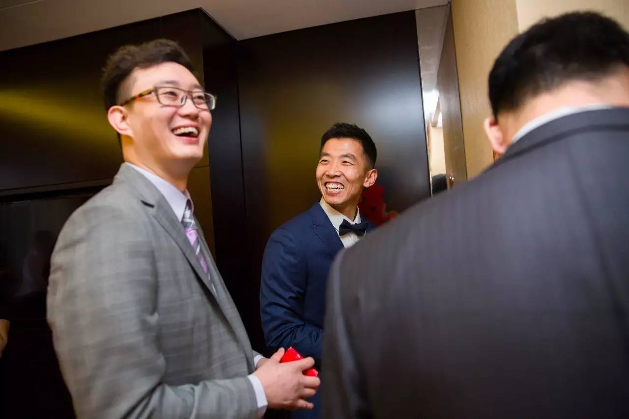 庭院婚礼中式红色系,红蓝撞色庭院中式婚礼