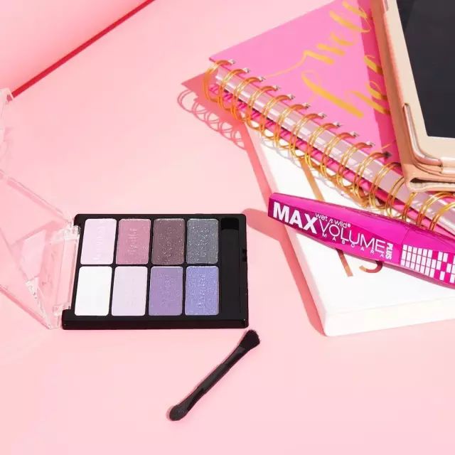 哪款平价眼影盘比较好用,哪些牌子的四色眼影盘好用到哭