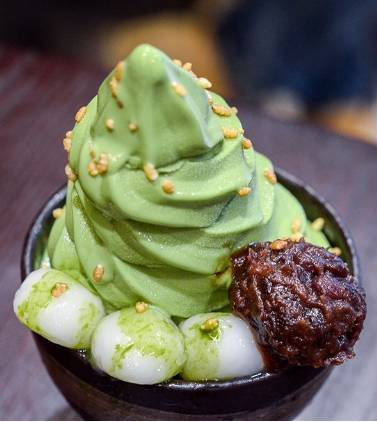 「霸王餐」请问你今天要来点兔子吗？火遍朋友圈的网红抹茶店要送“绿”了！