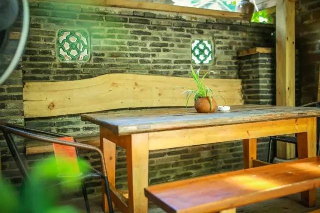 广西南宁民宿大概多少钱一晚,广西北海包吃住的民宿多少钱一宿