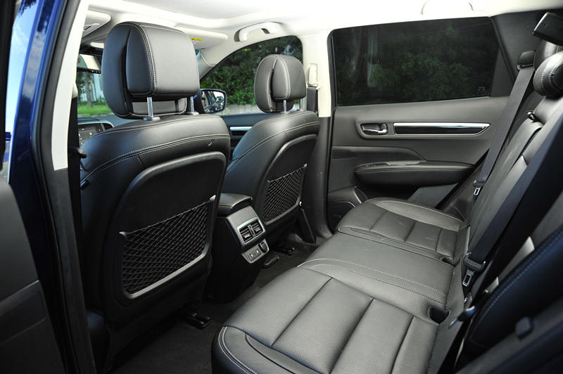 科雷傲和翼虎哪个值得购买,雪佛兰探界者和雷诺科雷傲