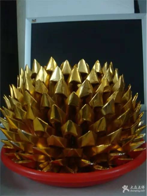 中秋节拜月娘折纸教程视频,黄纸手工折纸菠萝元宝