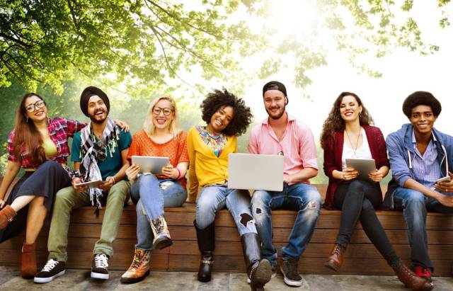 iPhone8在长沙卖的最好？！而这台手机背后这些人的辛酸你都知道吗？