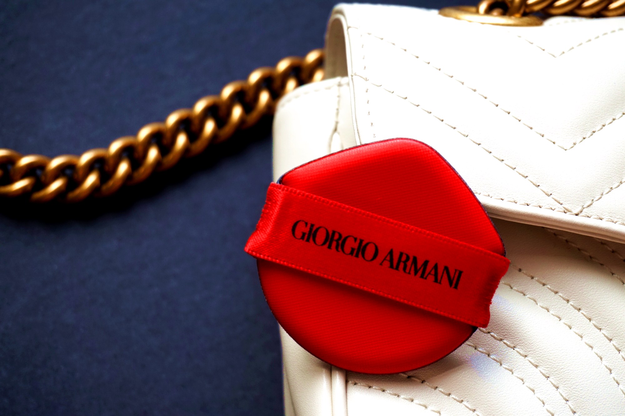 阿玛尼红气垫粉底液测评,底妆之王