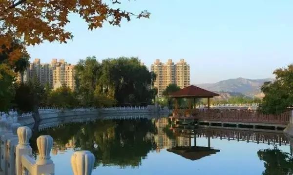 到临夏有哪些可游的好地方,到临夏旅游有哪些必去的景点