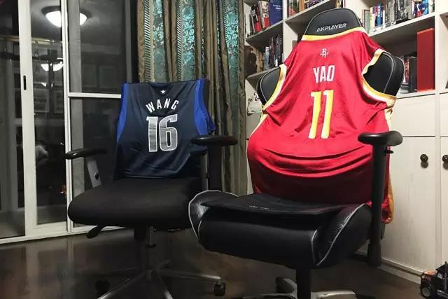 nba杨毅最新动态,杨毅勇士球衣