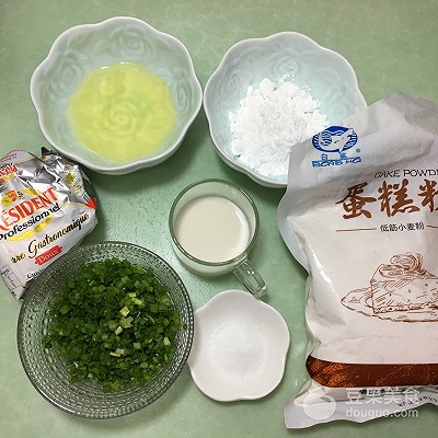 葱香曲奇饼干的做法,葱香曲奇饼干的烤箱做法