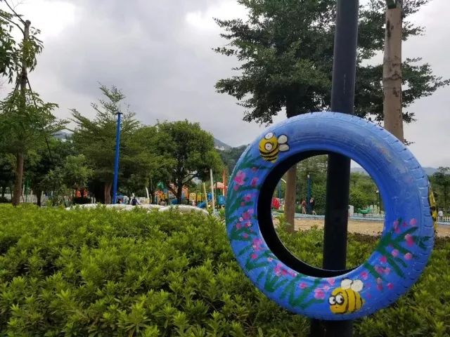 「惊喜」小黄人，机器猫，新升级的福州儿童公园简直萌翻了！快来留下你的涂鸦记忆吧！