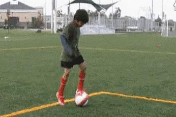 维维足球技巧系列教程,维维足球过人技巧系列教程