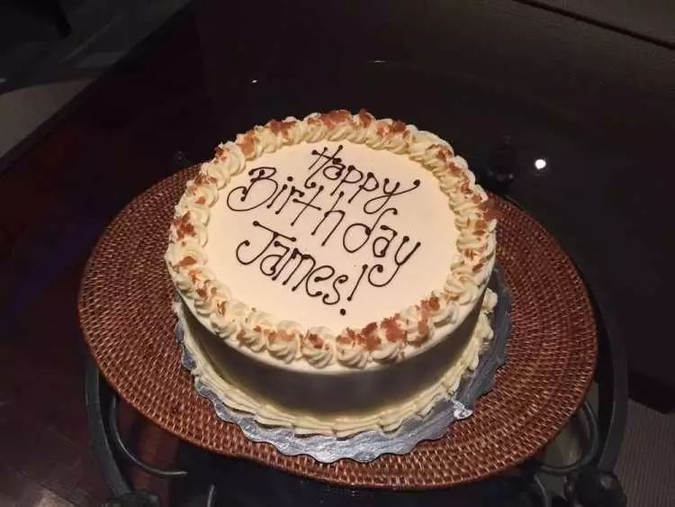 多伦多哪种生日蛋糕好吃 (多伦多甜品店生日蛋糕)