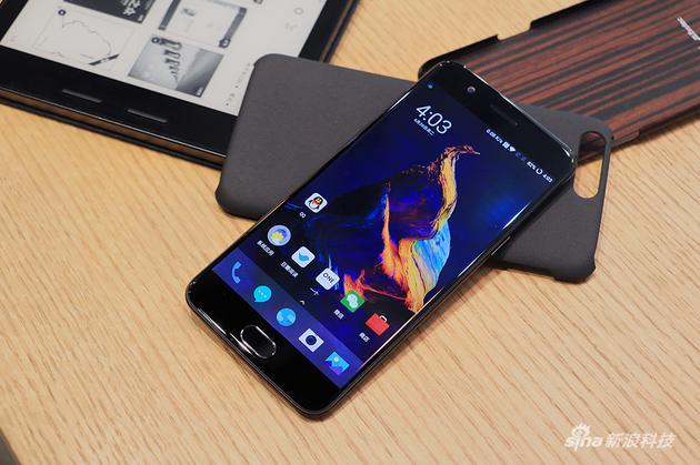 一加5顶配多少钱,1499元一加5手机