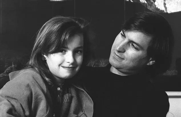 被误解的乔布斯,美国女版乔布斯时隔一年跌落神坛